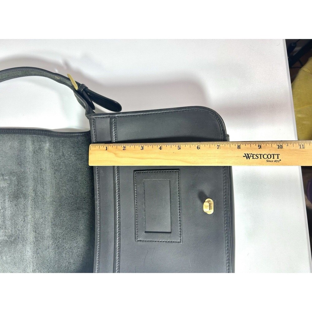 COACH Vintage Crossbody Bag Black Leather Made In Korea Gold Tone Twist Lock - Picture 8 of 16